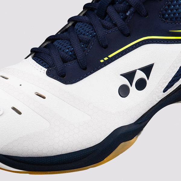 yonex infinity power cushion  badminton shoes